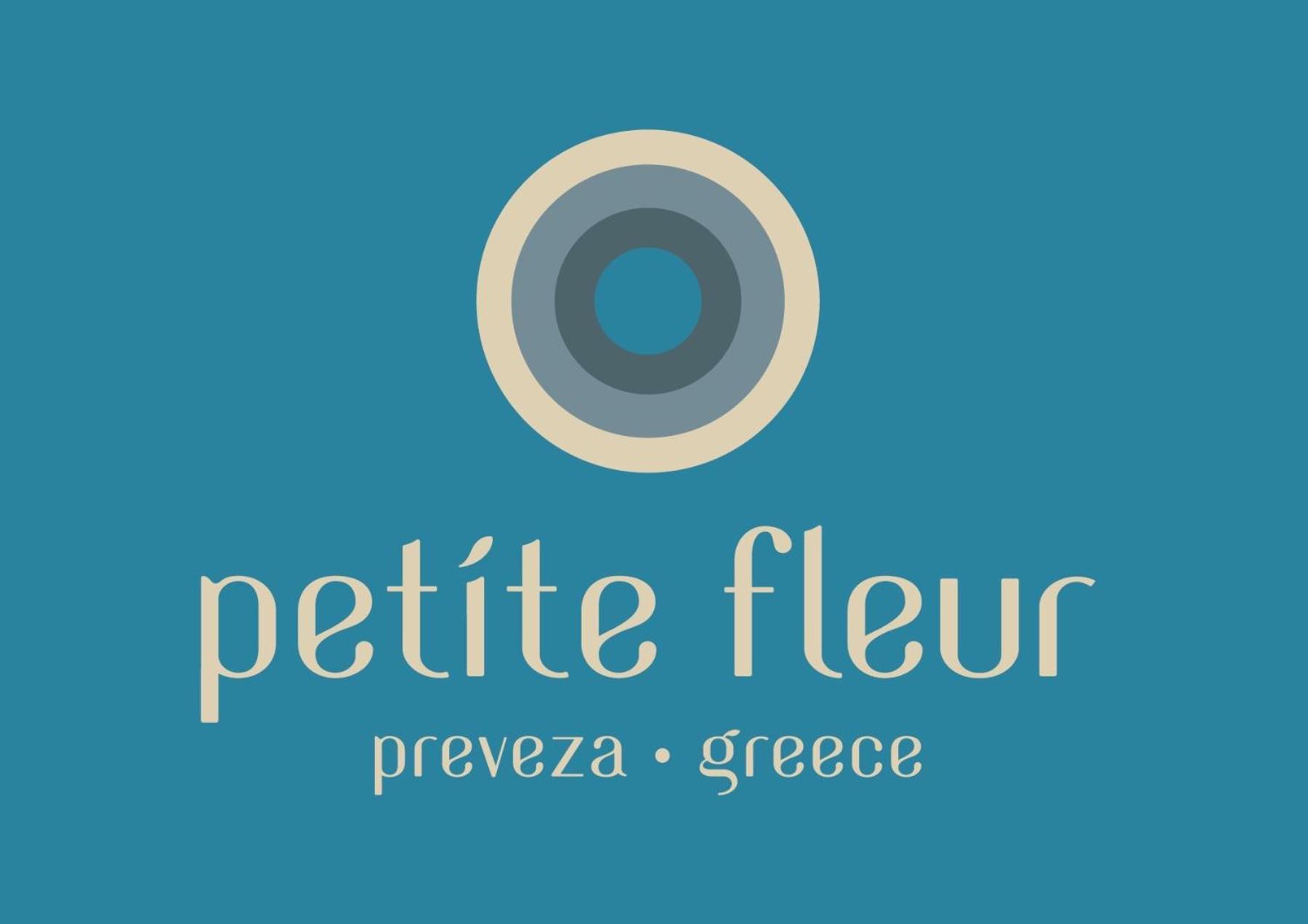 Petite Fleur Apartment Preveza Bagian luar foto
